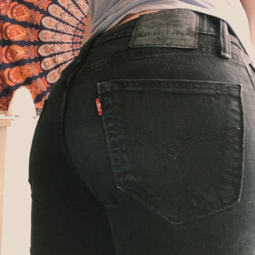 black levi’s Jeans!!